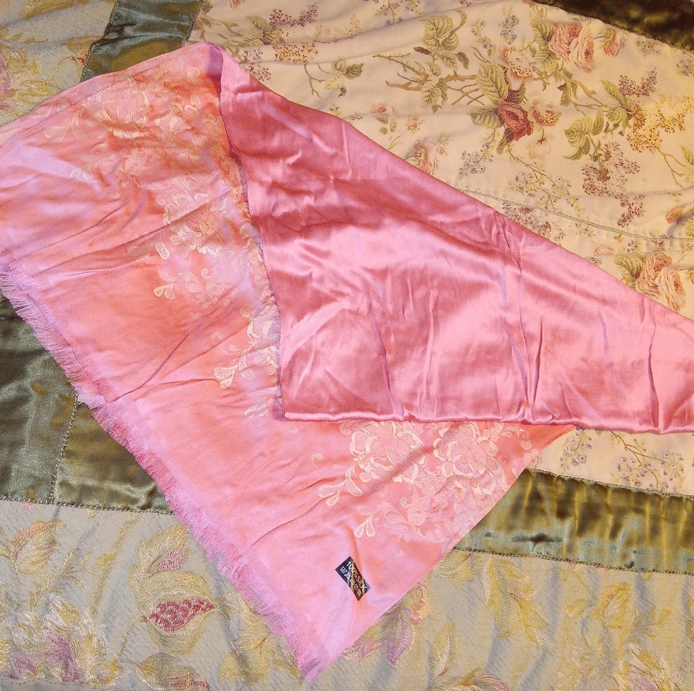 Elegant 100% Silk Pink Scarf